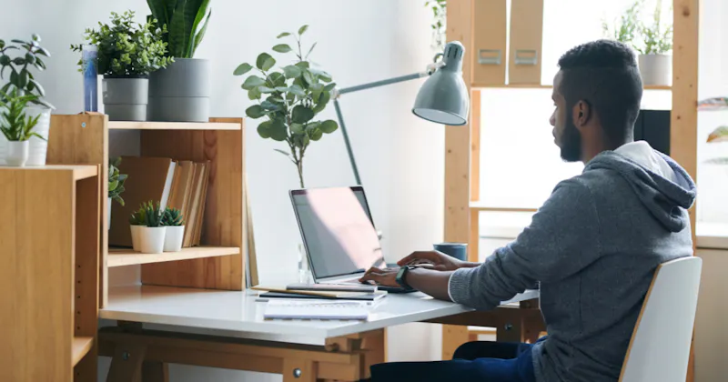 Remote Work Podcasts: Your Guide to Virtual Workspaces
