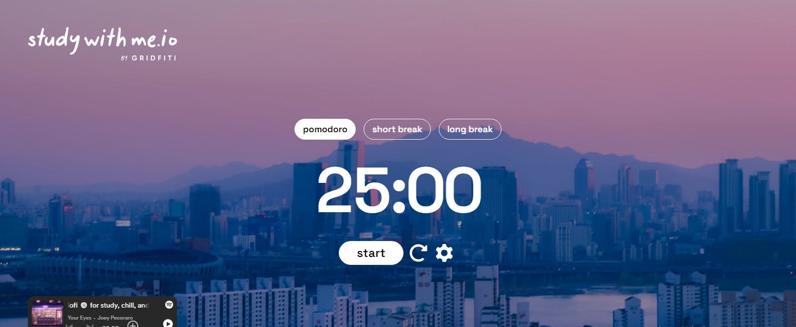Website offering aesthetic Pomodoro timers with some including LoFi music and a chat feature for virtual study sessions.