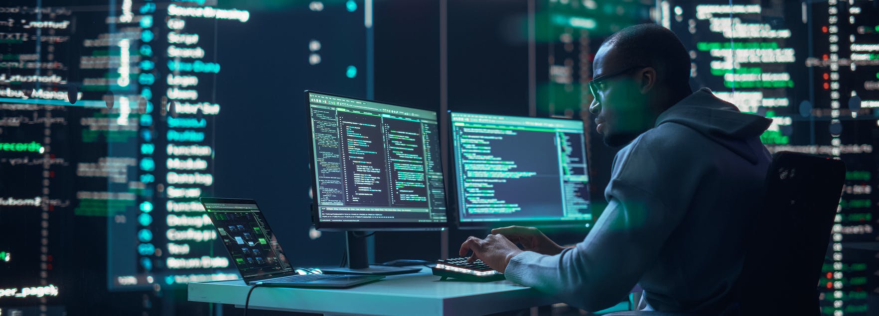 Near-Zero Downtime Transforming Data Access with Real-Time Insights and Apache Hudi
