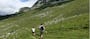 Menschen wandern auf den Bergen aus Transsilvanien