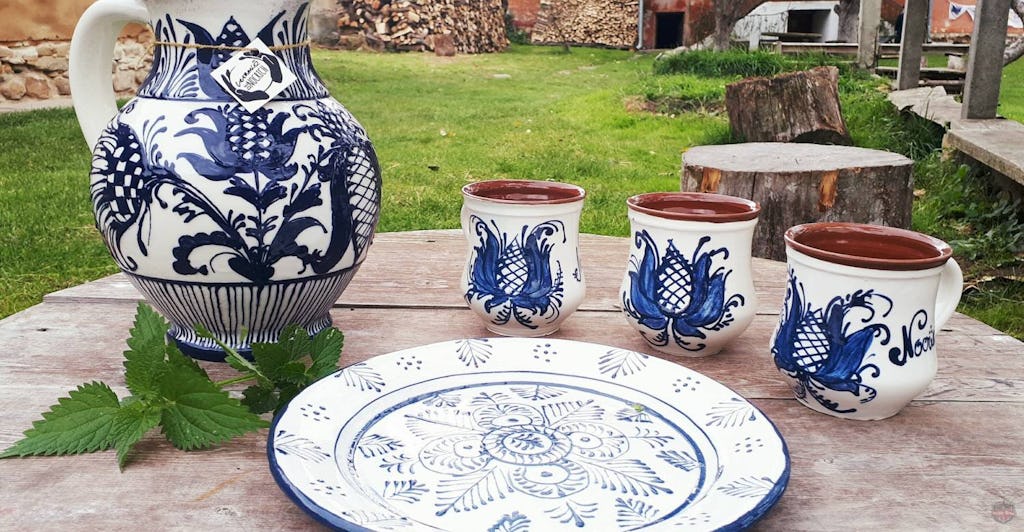 Ceramic vessels with traditional Transylvanian motifs 