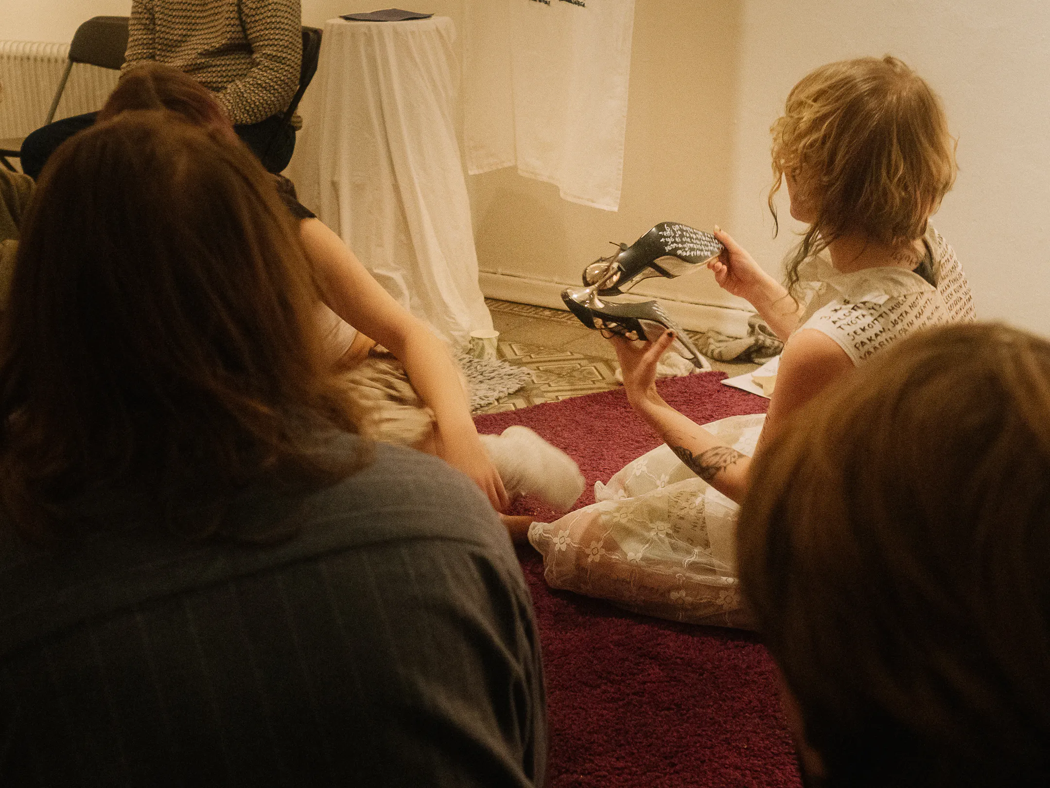 lover reading from a shoe