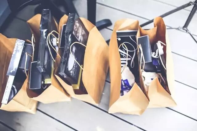 Direct Sales Ideas to Attract Attention