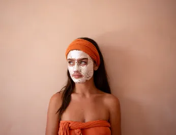 24k silver facial at Goldust Spa
