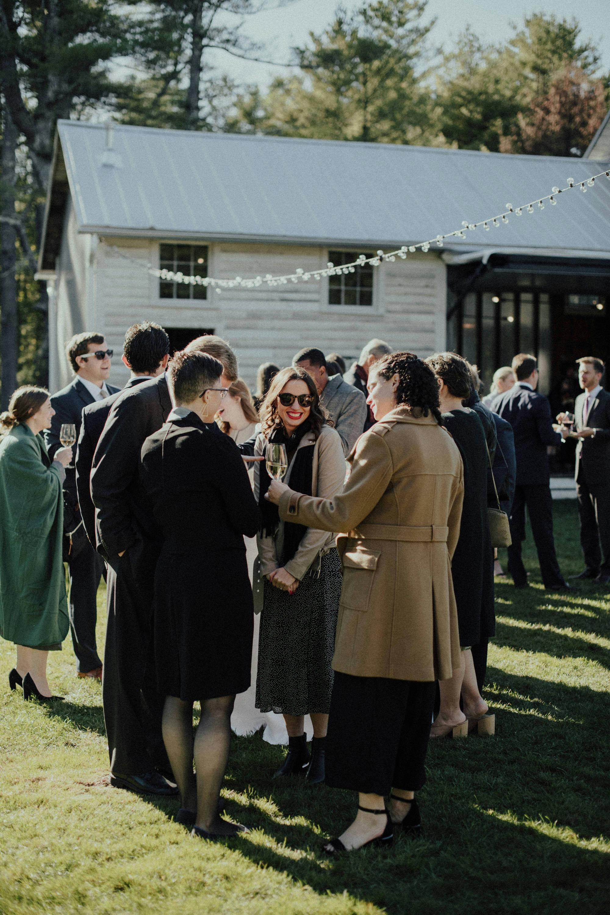 candid photos of stylish wedding guests