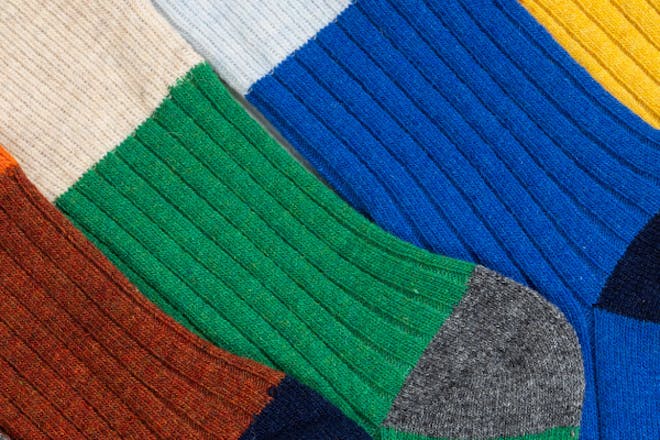 Eco-responsible sale of recycled wool accessories. - recycled wool sock  made in france