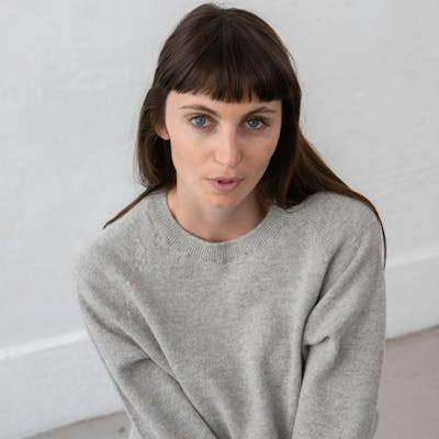 Pull femme en laine merinos recyclé - gris clair - vue 3