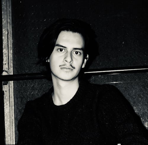 Portrait of student: Kenneth Sanchez