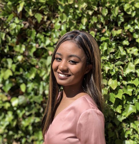 Portrait of student: Alia Elyas