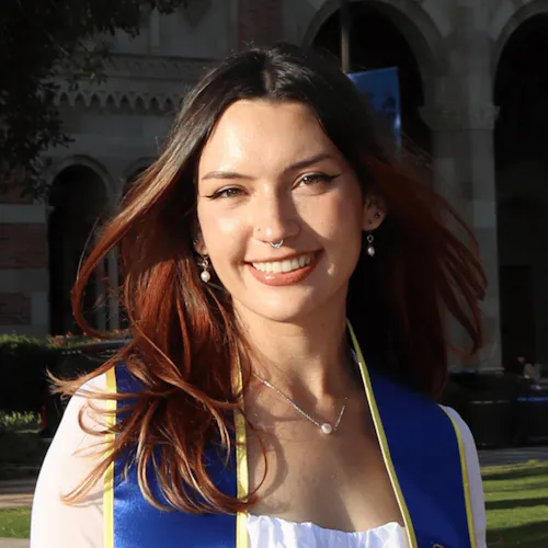 Portrait of student: Olivia Alice Losquadro