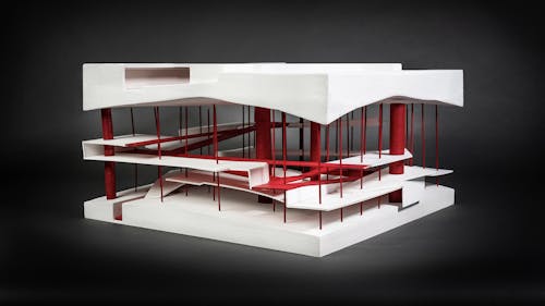 This was a physical model built to assess and focus on circulation elements, such as stairs, hallways, and outdoor pathways through analyzing different precedent houses.