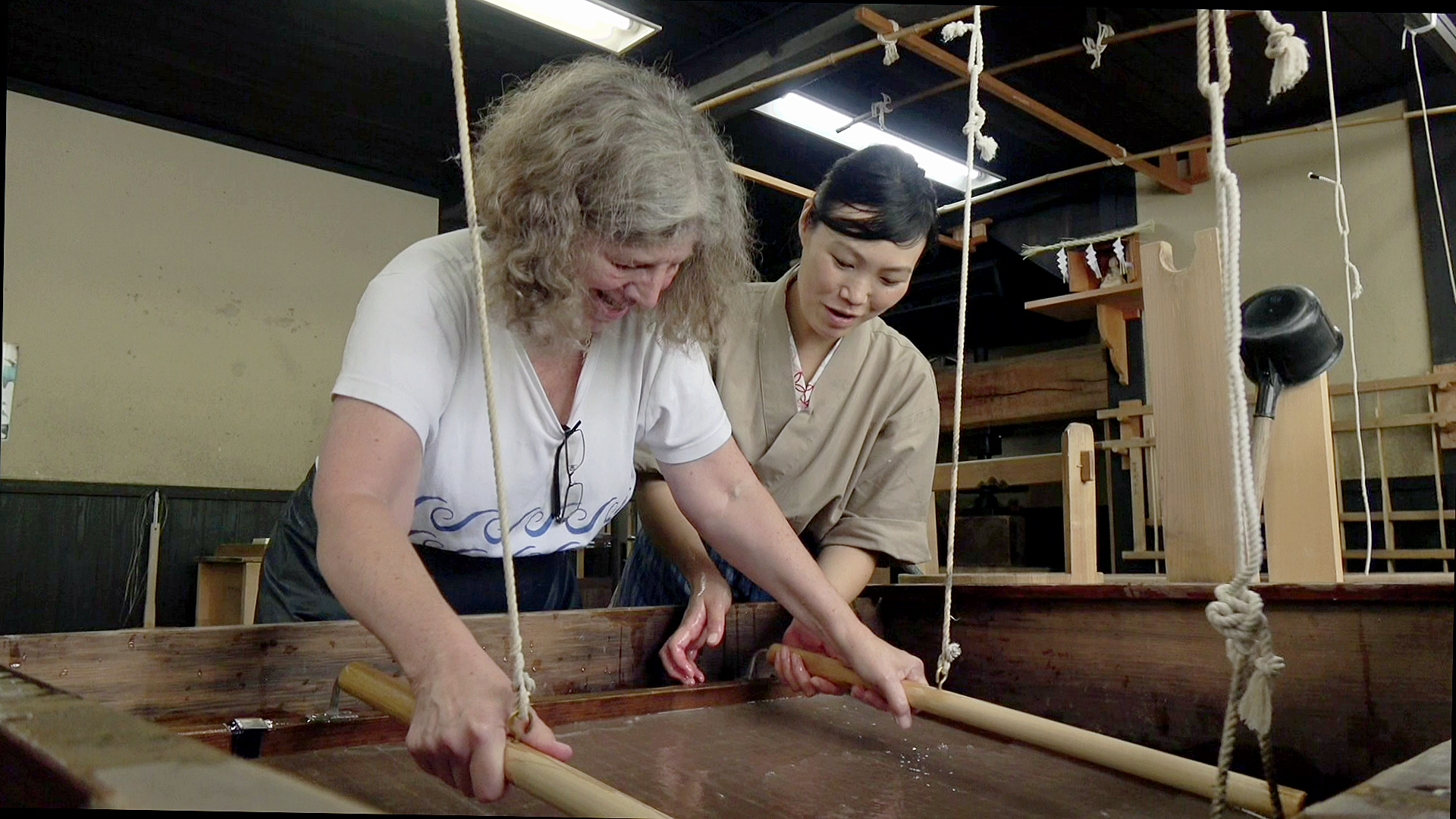 Ellen Pearlstein UCLA IS Professor Explores Japanese Papermaking