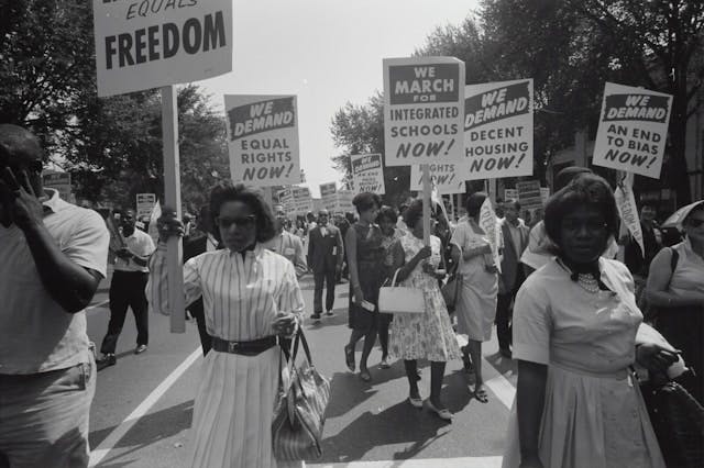 Civil Rights advocates protesting segregated schools 