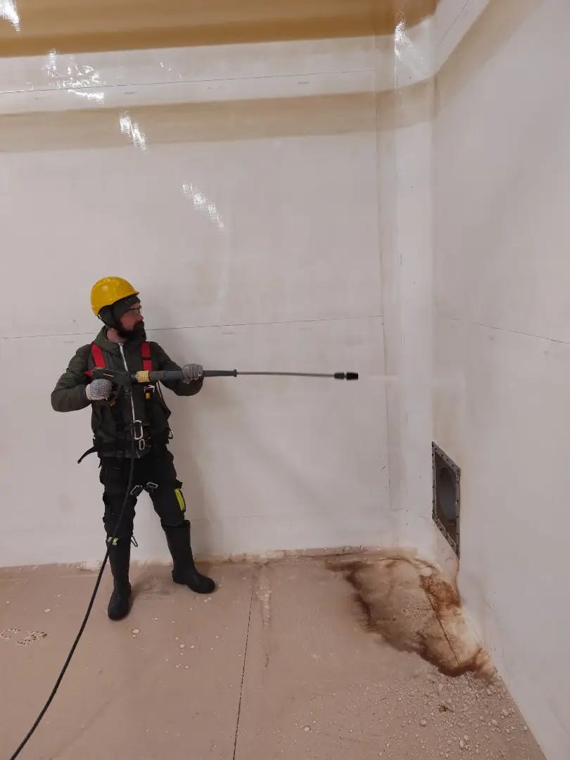 telpu virsmu dezinfekcija