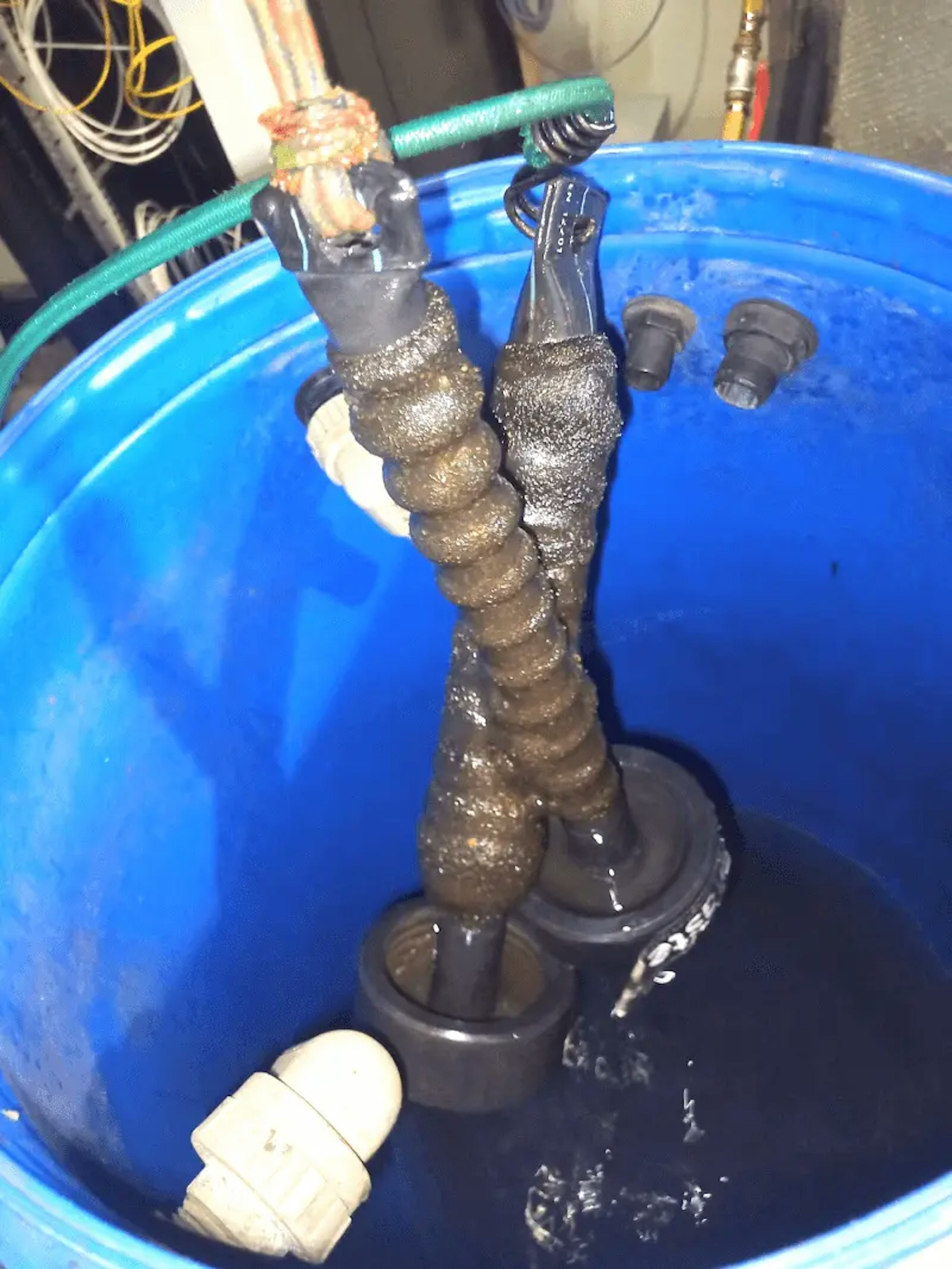 dzesēšanas un karsēšanas sistēmu skalošana