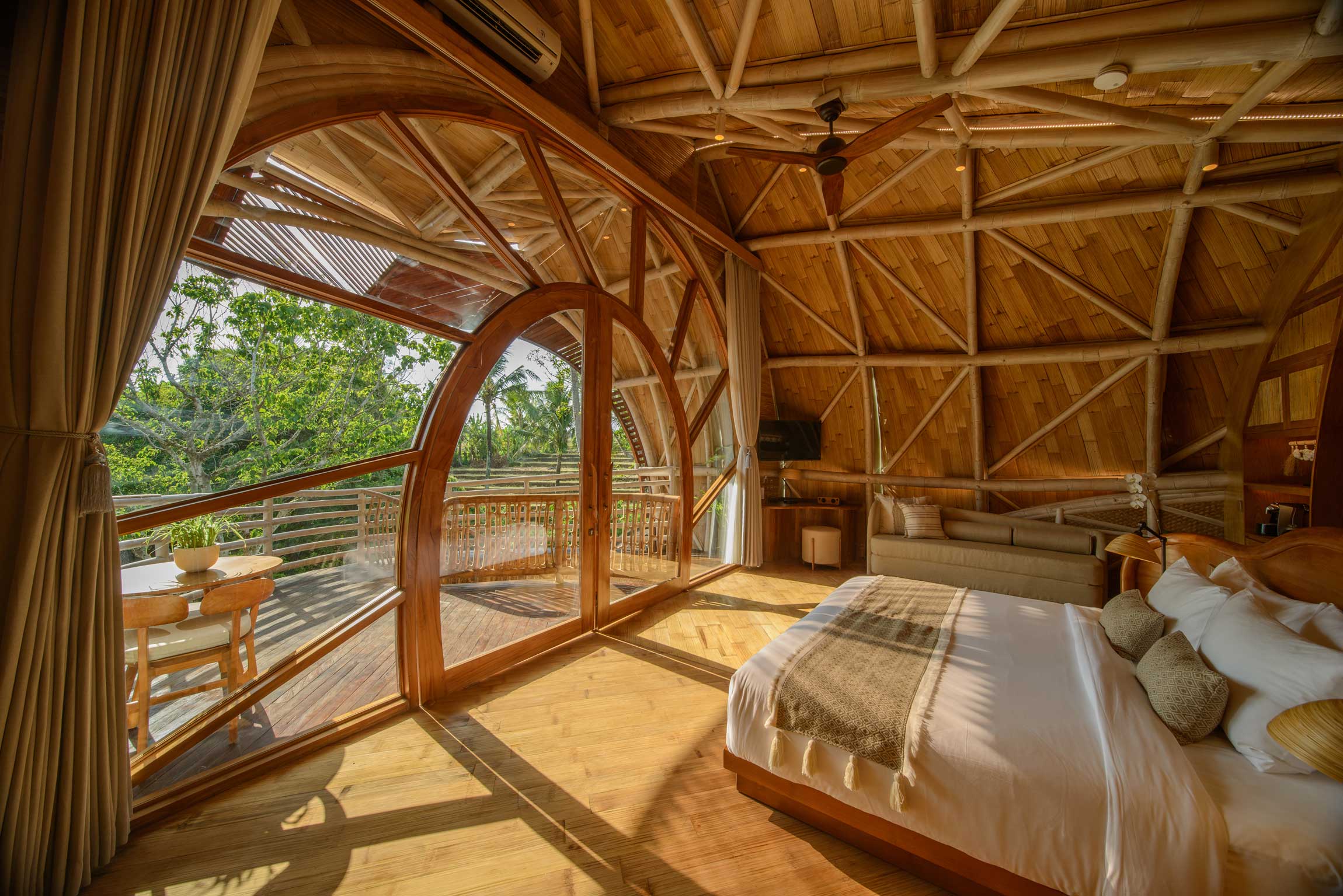 Picture of 6 Extravagant Eco-Friendly Luxury Homes You Can Buy Right Now