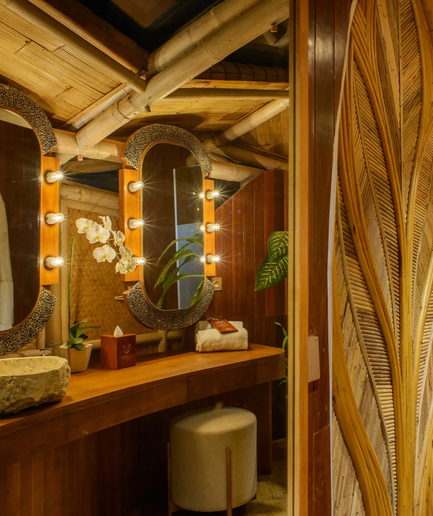 sky villa bathroom