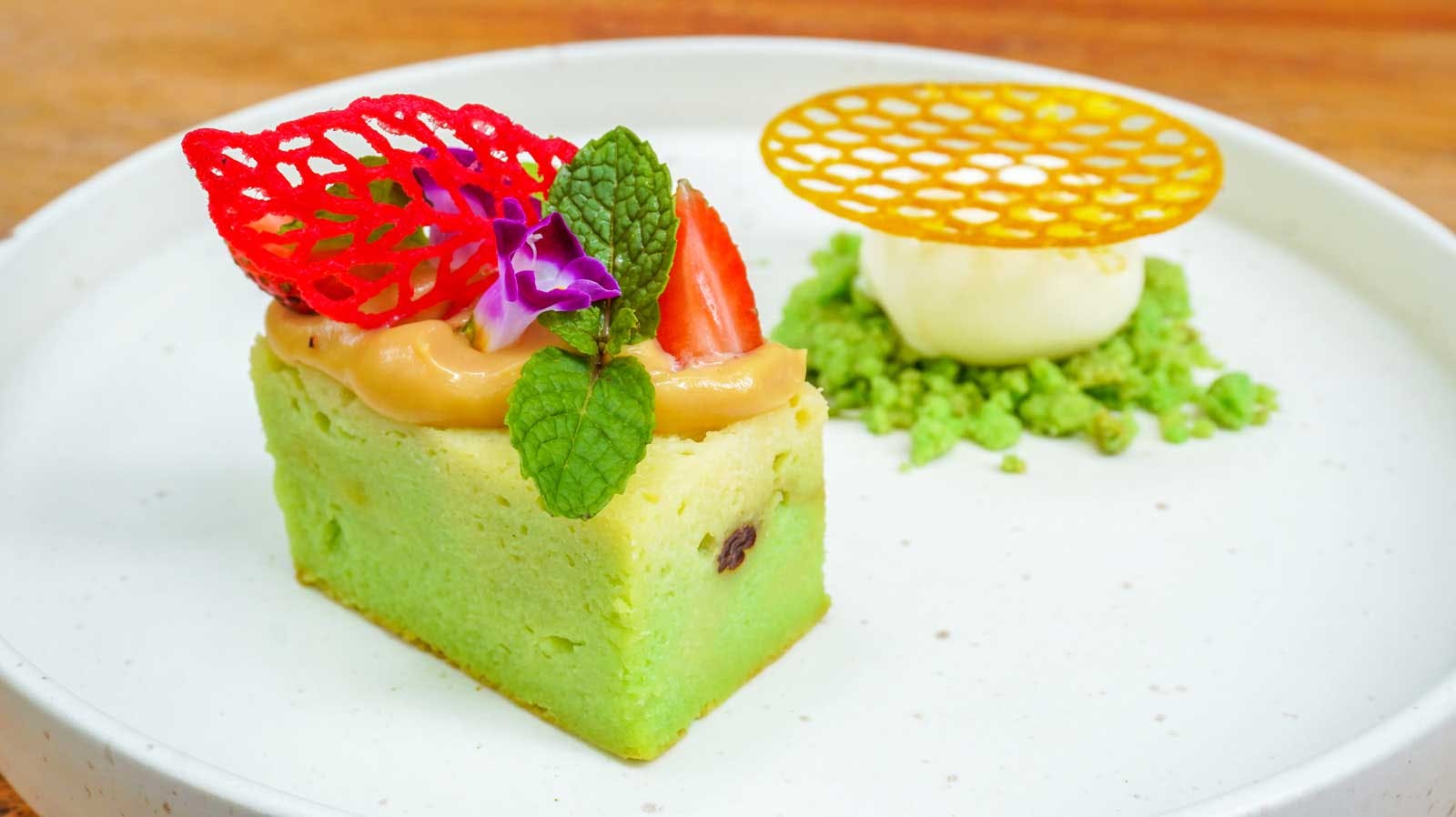 Pandan cake