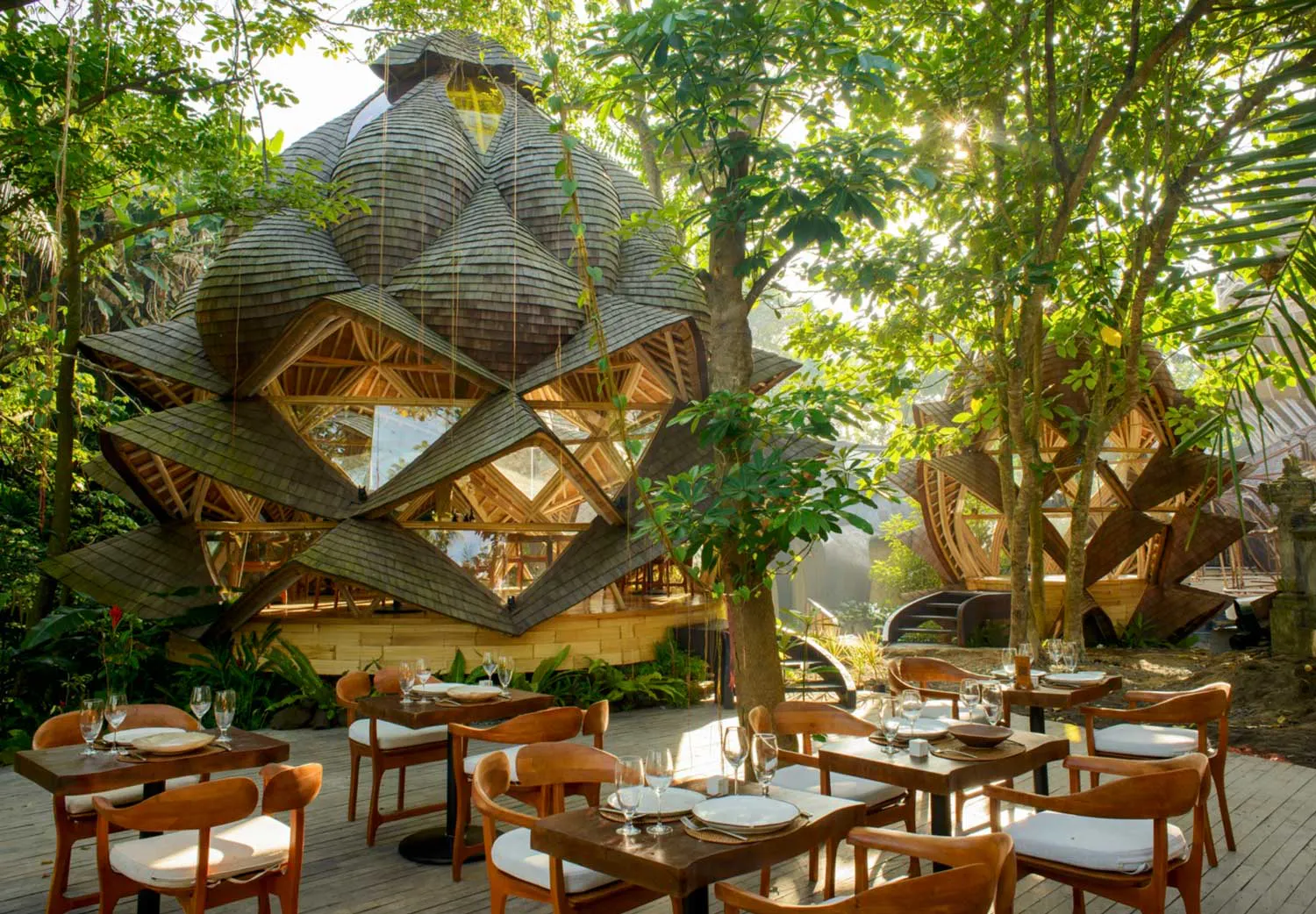 beautiful wooden restaurant in ubud bali