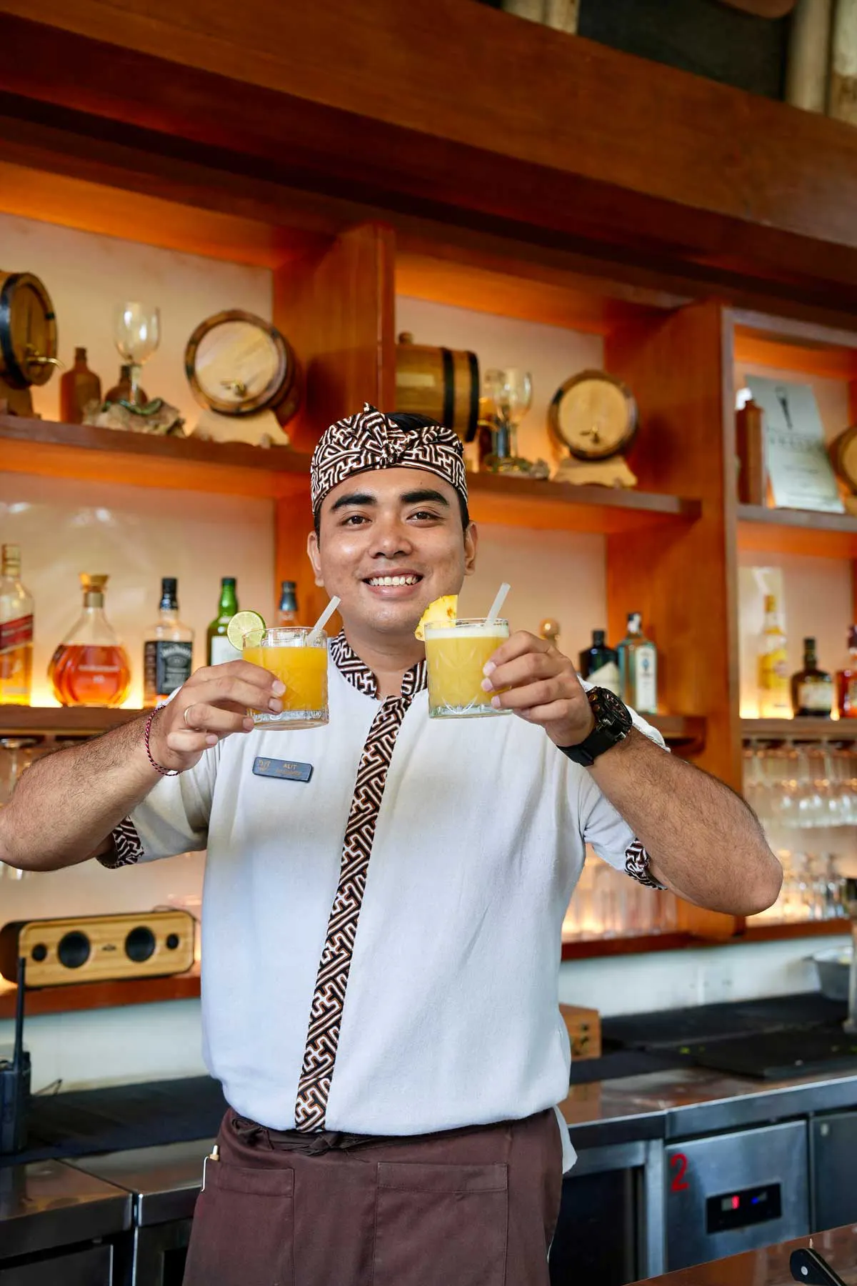 bar staff at ulaman
