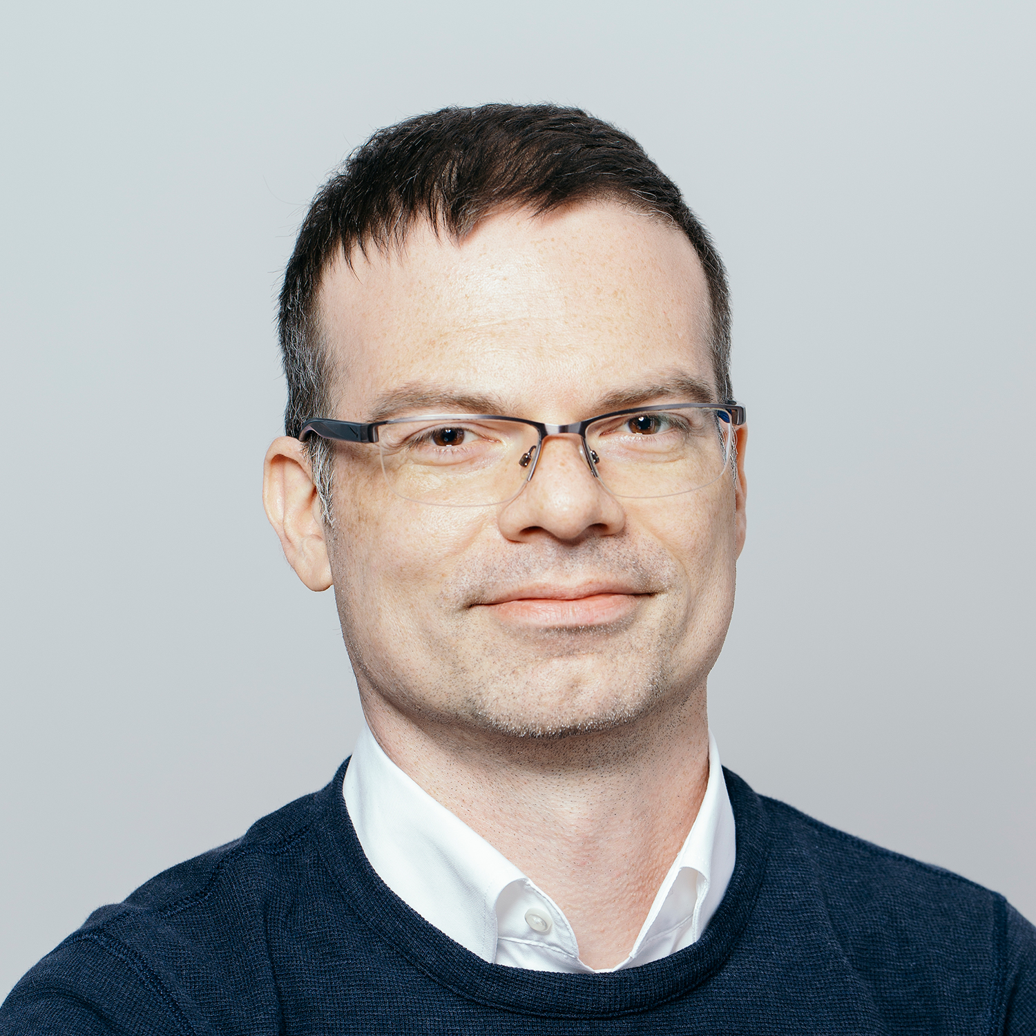 Kopfbild von Ronald Richter, Mitgründer und Hauptingenieur für maschinelles Lernen von Ultramarin.