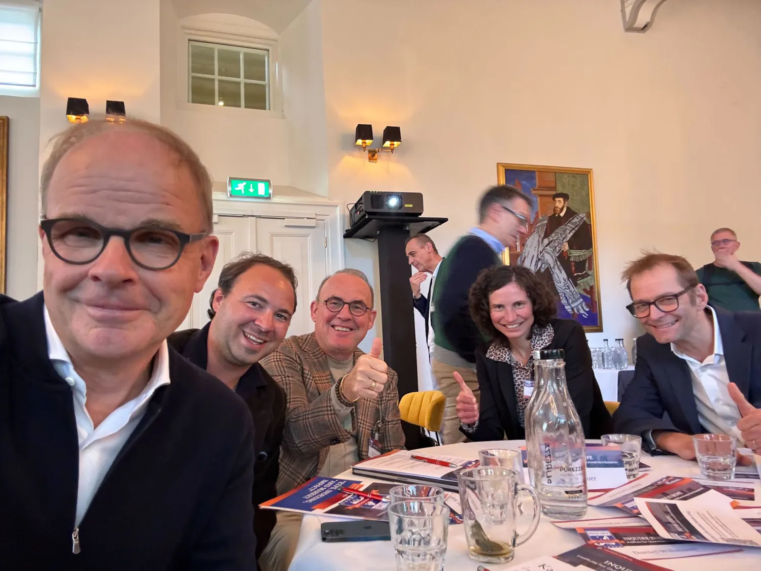 Bild von Peter Oertmann zusammen mit anderen Teilnehmern der Inquire-Europe-Konferenz.