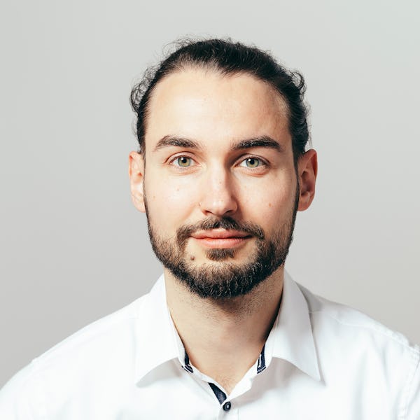 Headshot of Dr. Vasco Worlitzer, Machine Learning Engineer at Ultramarin.