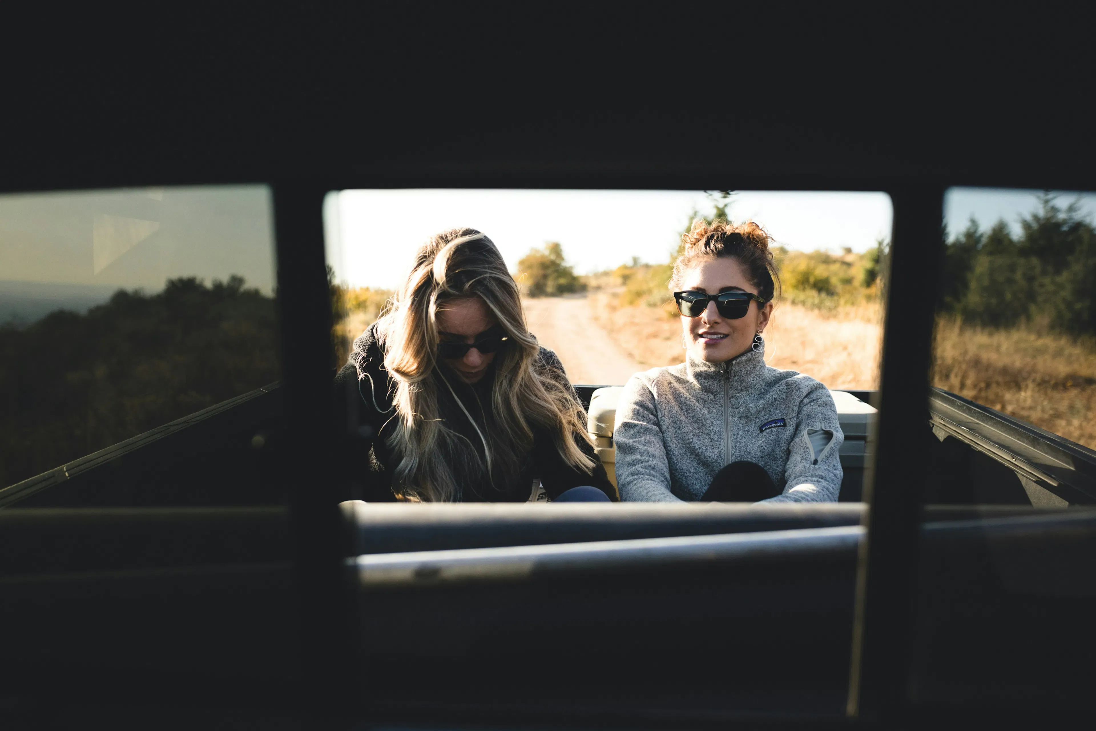 girls on the car
