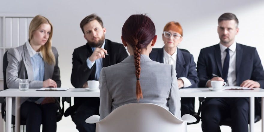 Internaliser ou externaliser, le choix de recruter Faut-il internaliser ou externaliser le recrutement ?