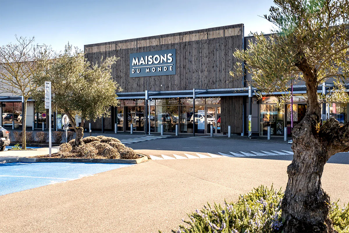 Quelles sont les opportunités et avantages des locaux commerciaux en périphérie urbaine ? Les opportunités et avantages des locaux en périphérie urbaine