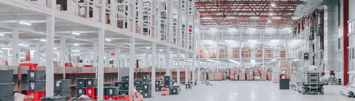 Quelle est la différence entre entrepôt et local d'activité ? 