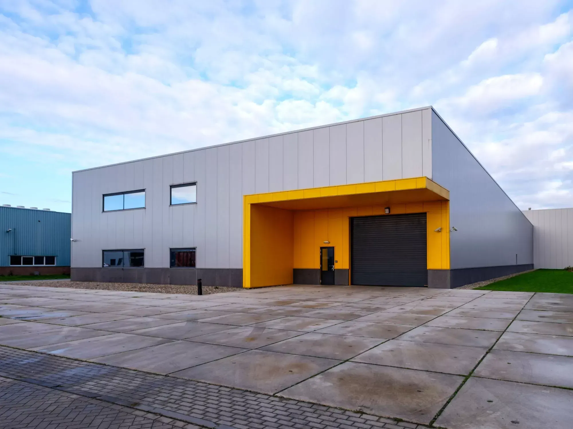 Comment choisir l'emplacement parfait pour votre entrepôt ? 