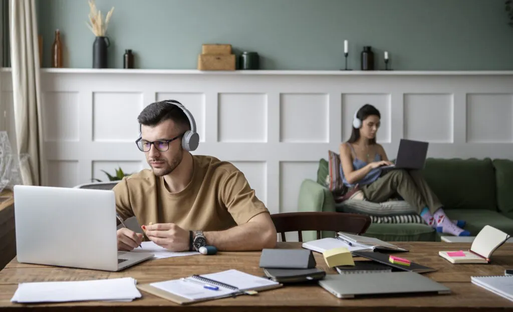 Découvrez les meilleures pratiques pour réussir en télétravail Les meilleures pratiques pour réussir en télétravail