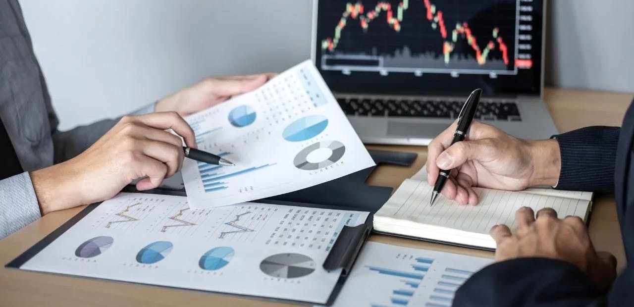 Avantages et inconvenients SCPI Quels sont les avatanges et inconvenients d'une SCPI ?
