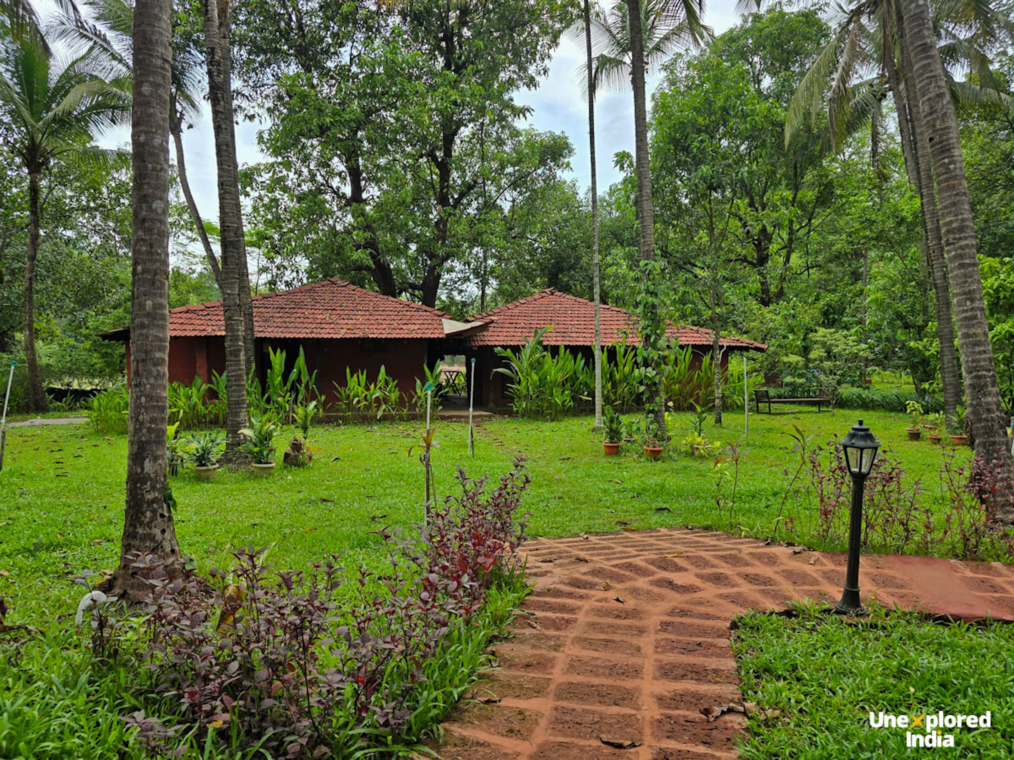 Ratnagiri tourism accommodation — a comfortable base amidst Konkan greenery