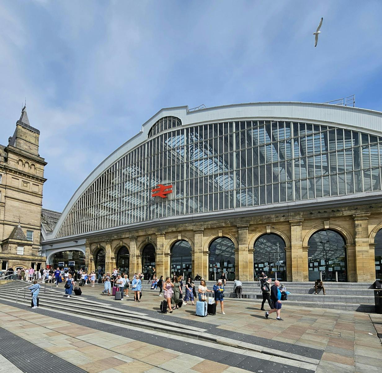 Liverpool Lime Street railway station
