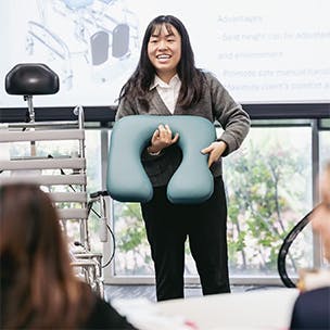 <b>We Make Shower Commode Scripting Easy for You</b>