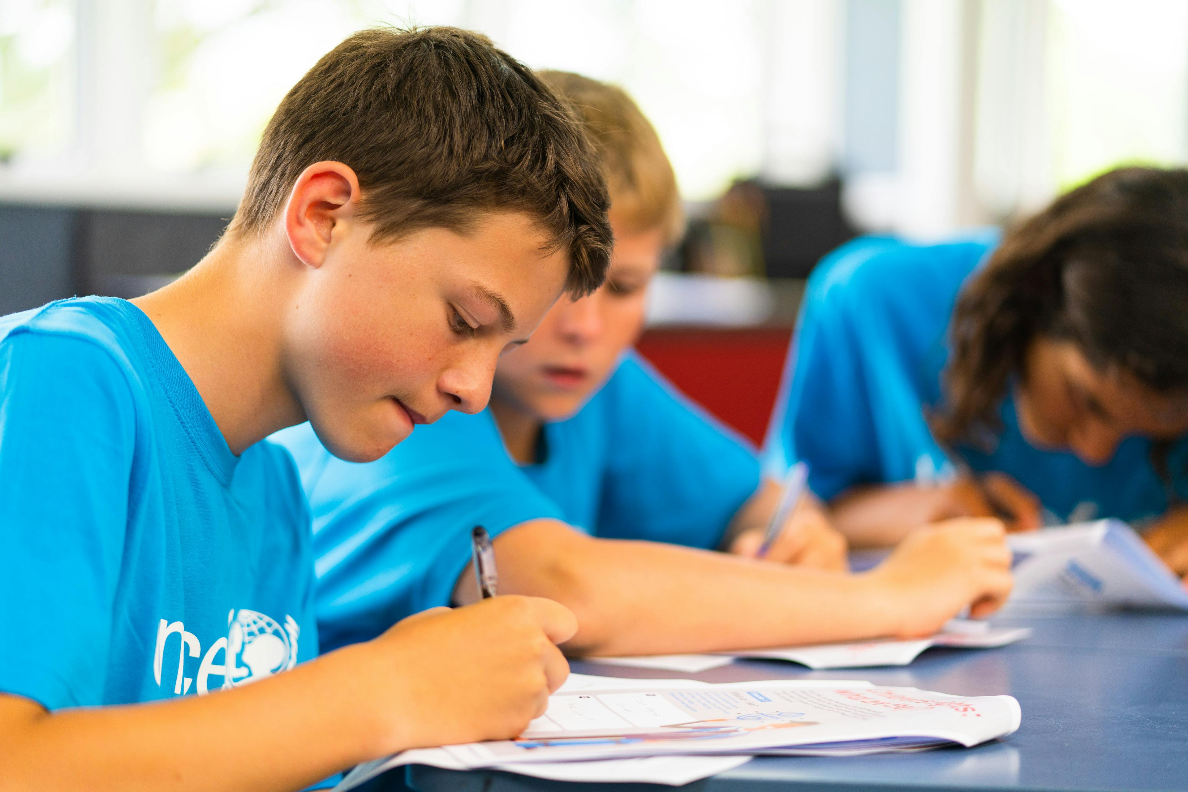 Kids at Poipo School in New Zealand learning from UNICEF about their child rights