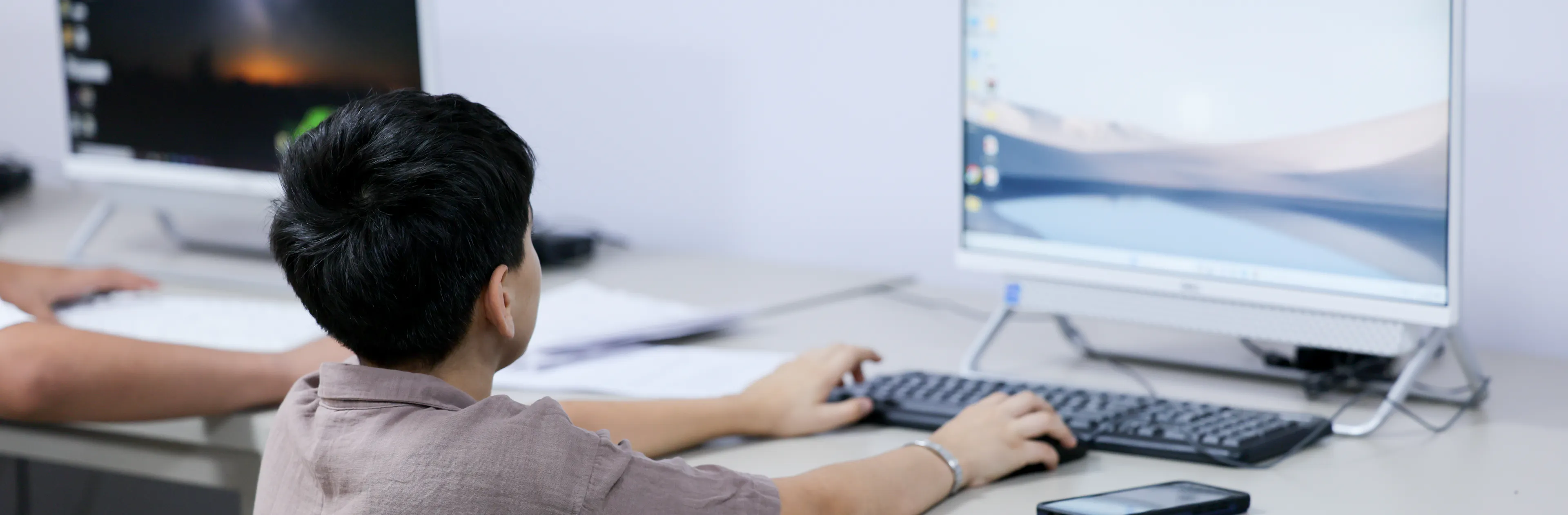 child online on the computer