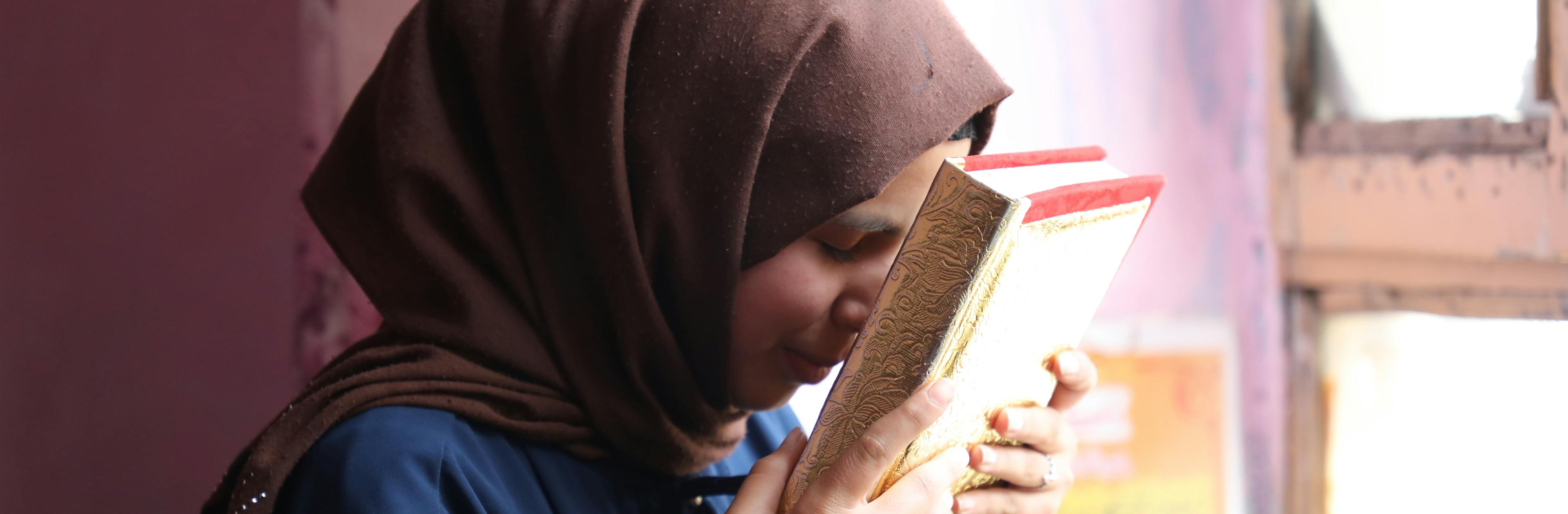 Fatema, 15, is a student in sixth grade. She is the eldest child in her family, living in Qalai Zaman Khan District in Kabul, Afghanistan.