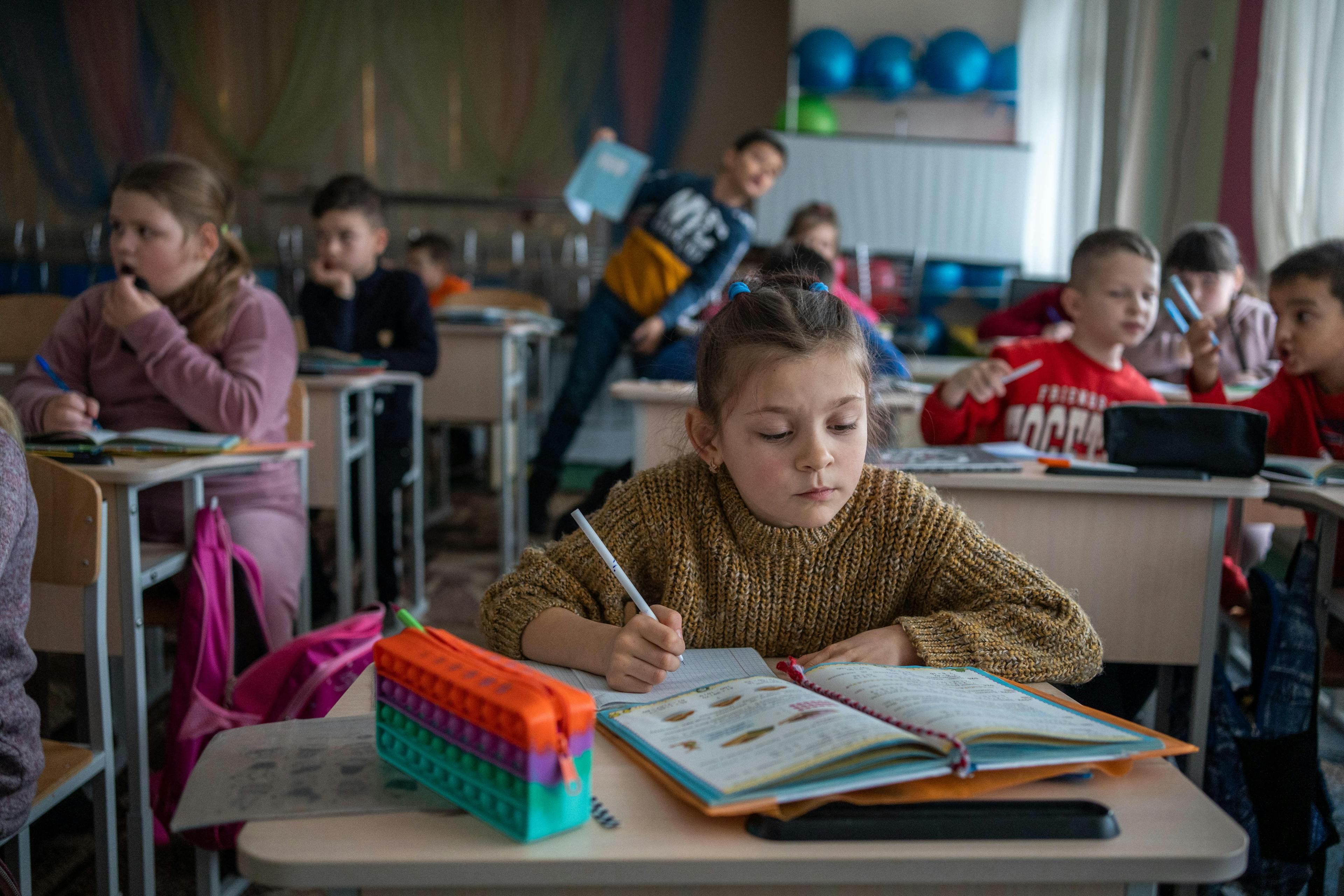 10-year-old Margaryta and her classmates.