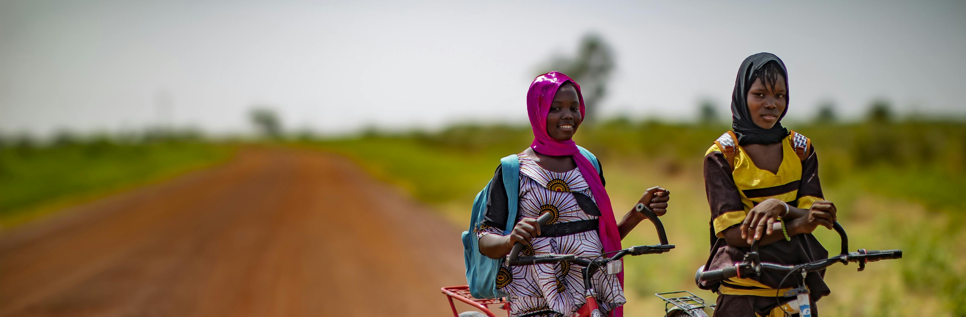 In the village of Gourel-Ceno-Dedji, located in the Kayes region of Mali, a significant milestone has been achieved: for the first time, two girls have successfully earned the Diploma of Completion of Fundamental Education (DEF). This village faces a troublingly high rate of school dropouts, with three out of four children failing to complete the second cycle of fundamental education.