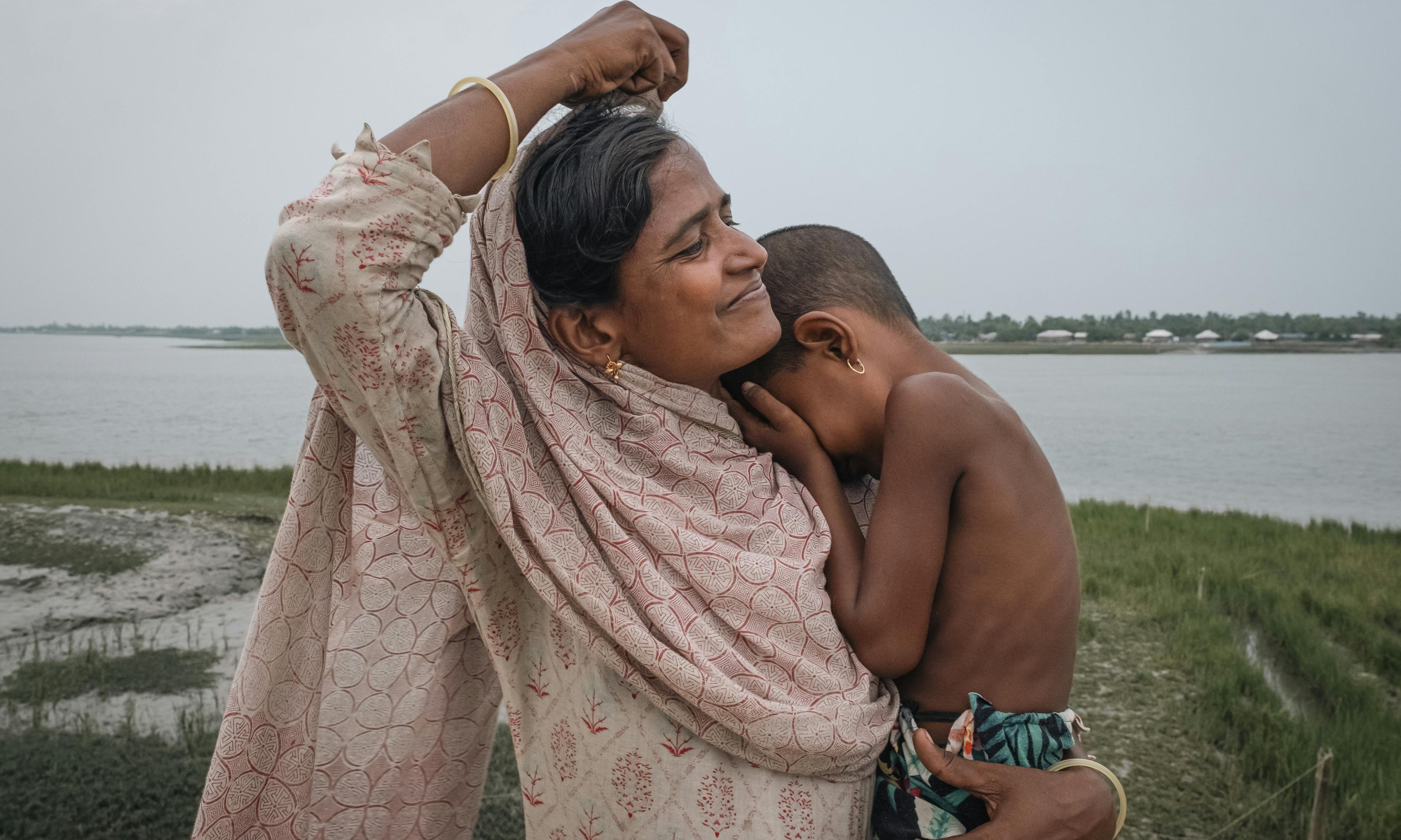 A mother and her child from Bangladesh