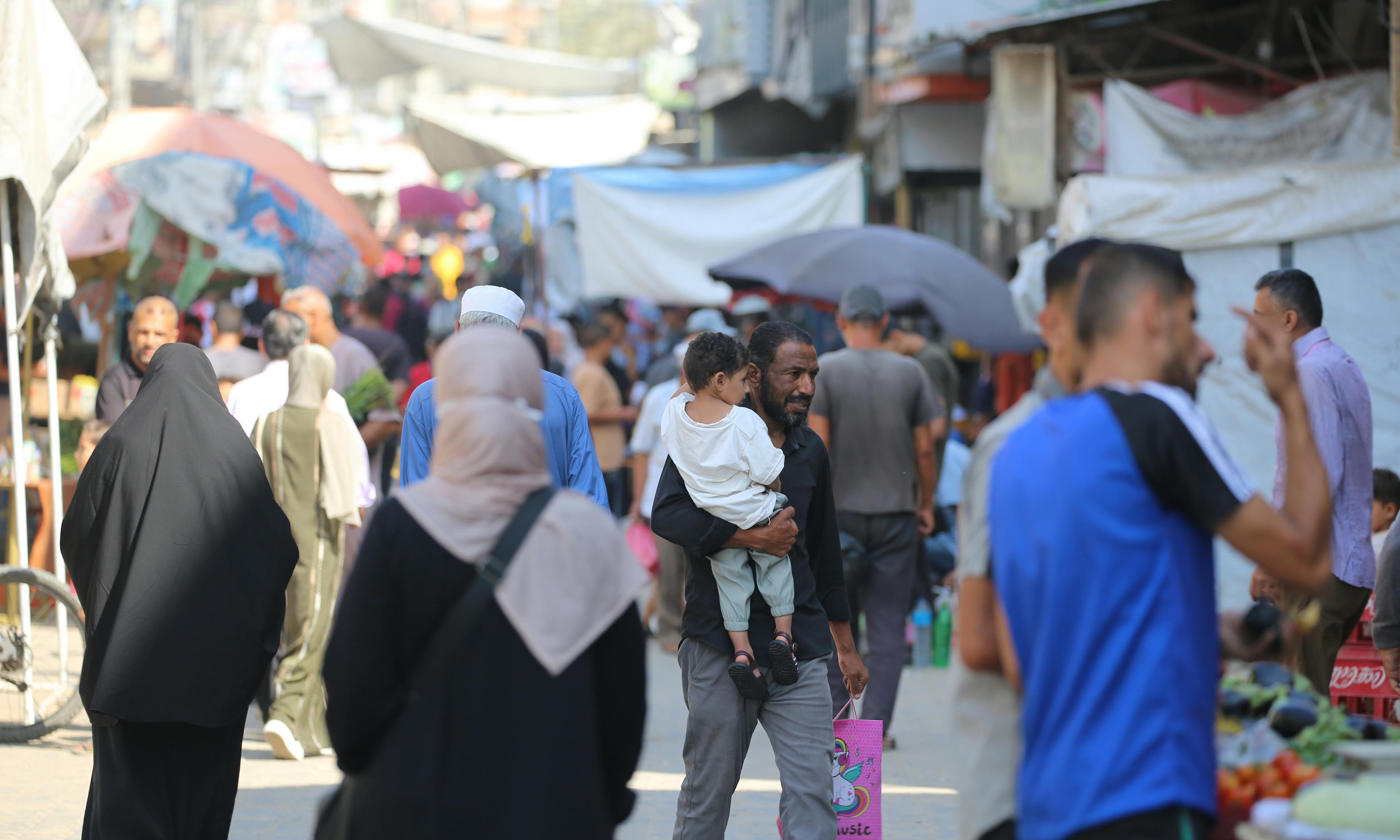 Scenes from the local market in Deir El Balah – where families face skyrocketing prices and severe shortages due to the ongoing restrictions on aid and commercial supplies – captured on 3 July 2025 