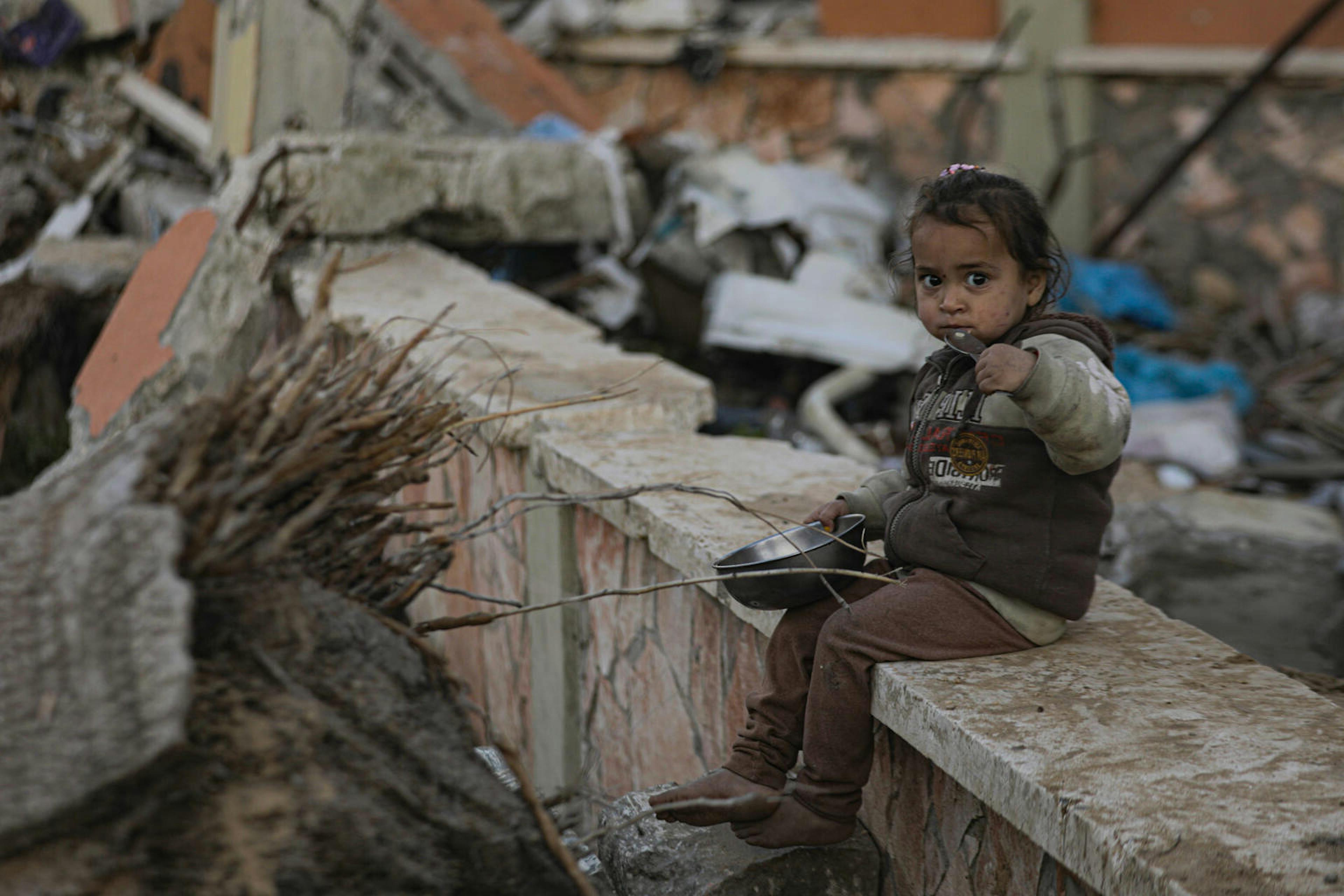 A child in Gaza it's a meal
