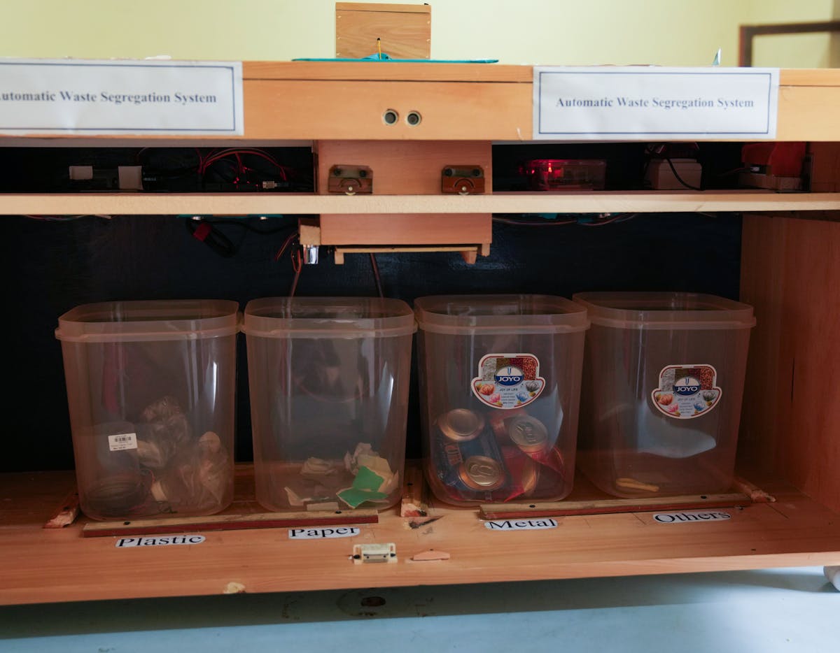 Recycling automation machine