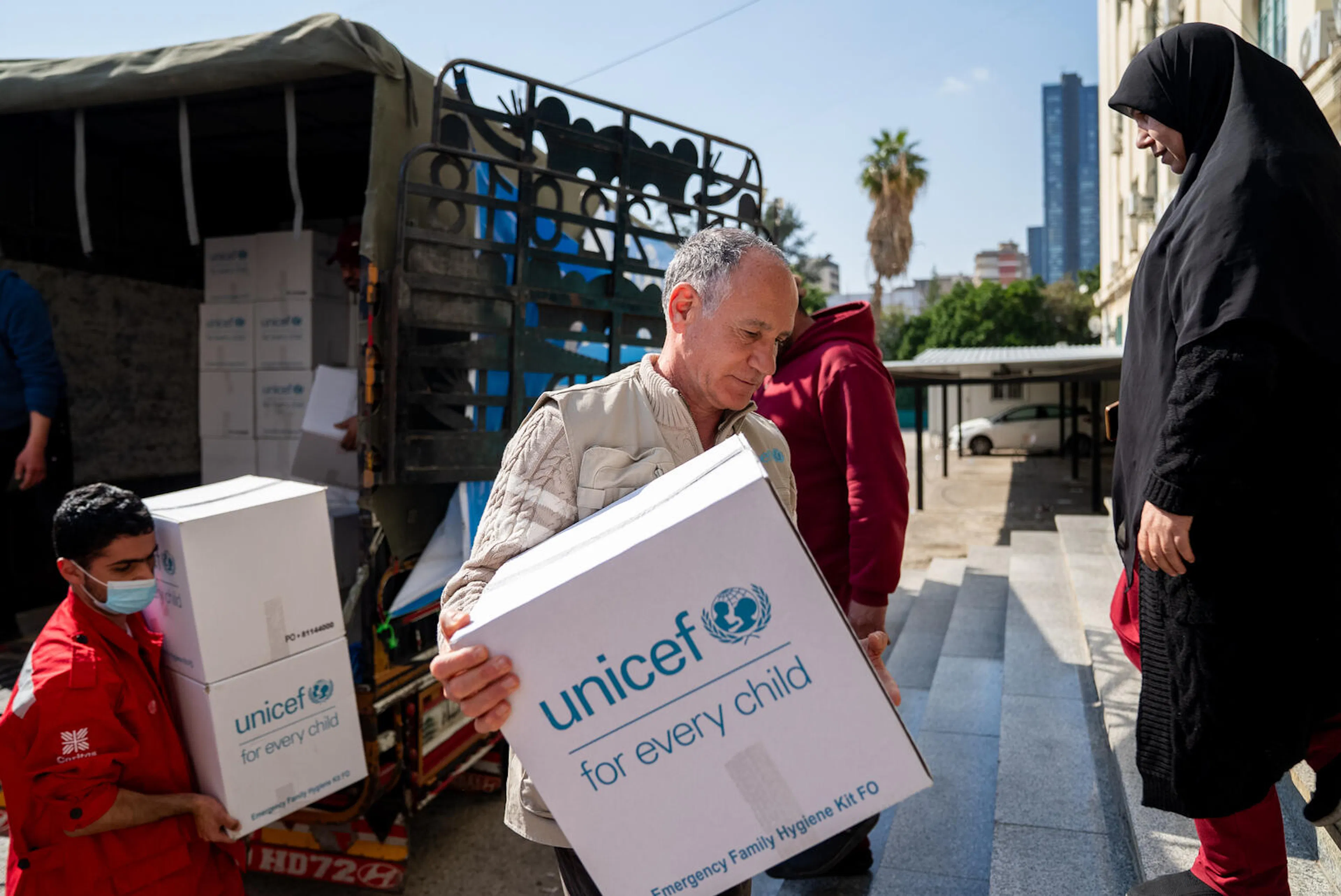 UNICEF on the ground in Lebanon, providing emergency supplies including mattresses, blankets, water, hygiene, baby and dignity kits