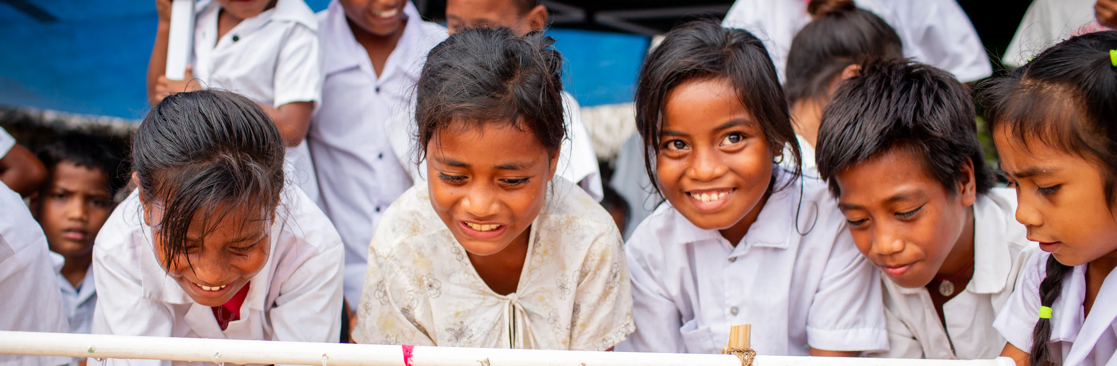 Children in Kiribati wash their hands