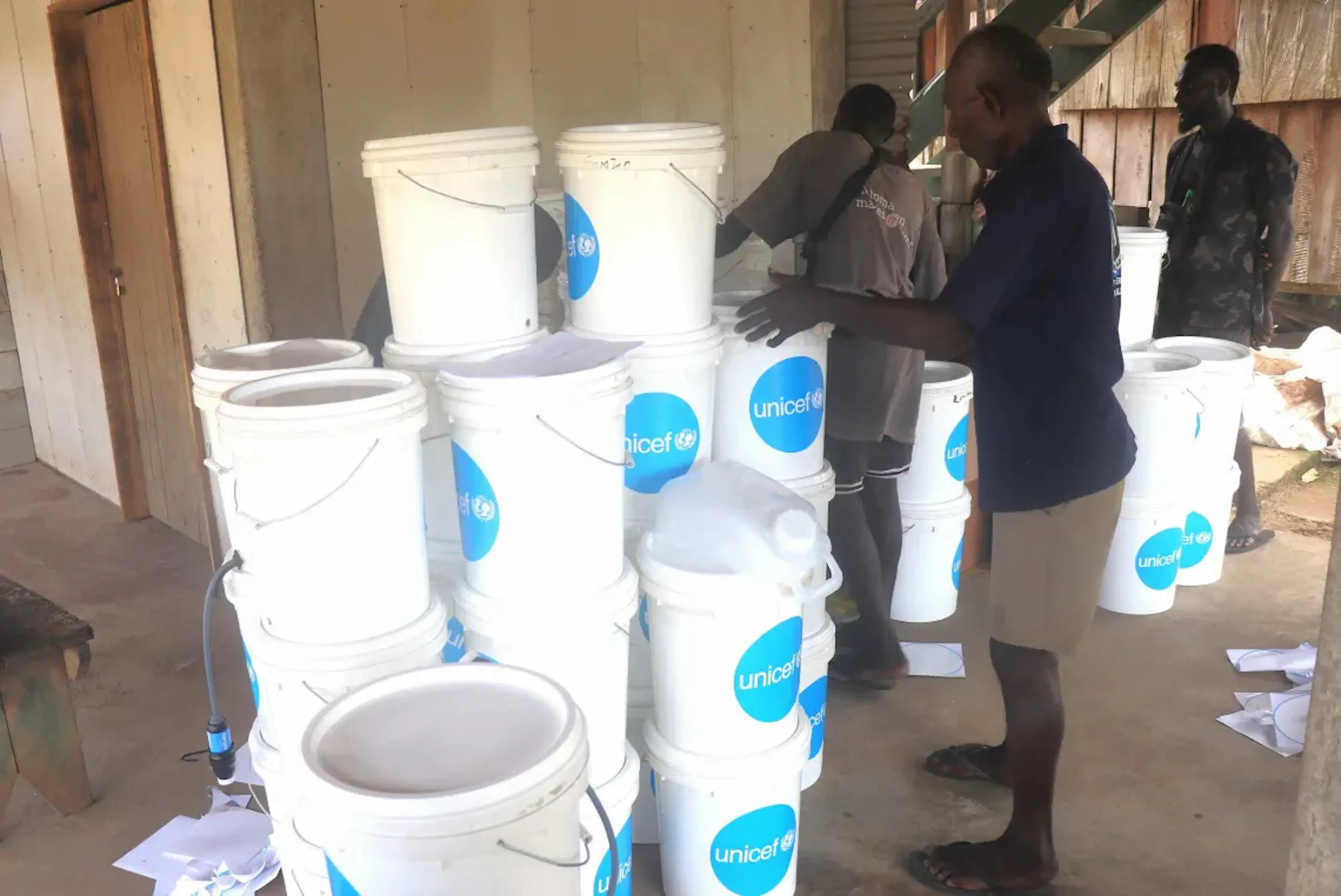 With water systems damaged across Simbo Island, families are relying heavily on rainwater as concerns over waterborne diseases grow. 