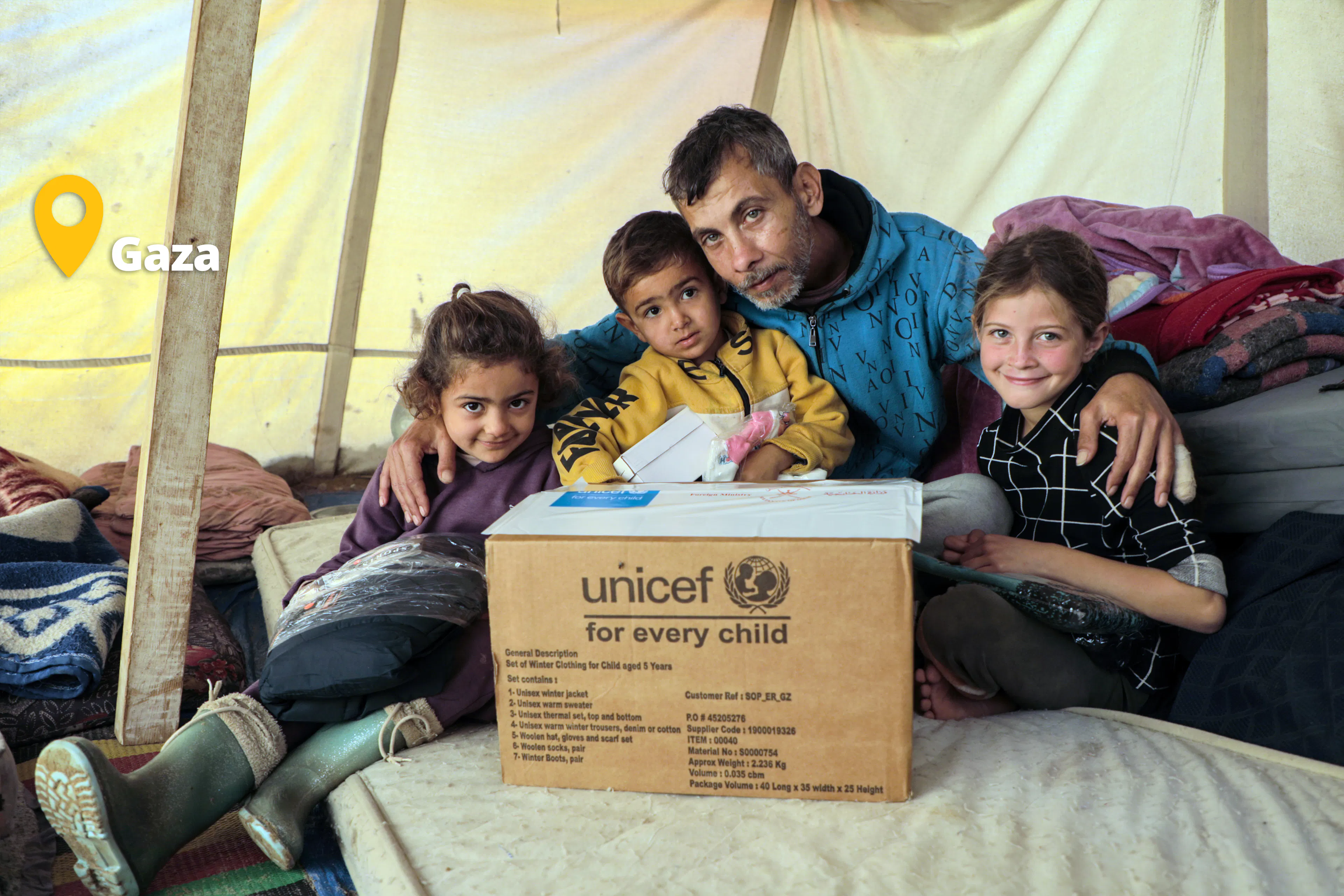UNICEF and partners bring warmth to children in Khan Younis by distributing winter clothes to 7-year-olds in Algeria Camp and Al Amal Camp in gaza